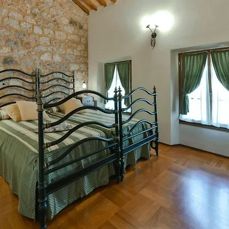 Treccianino 10 Villa